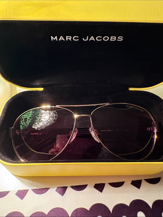 Marc Jacobs Accessories - Marc Jacobs Women's Purple Gradient Aviator Sunglasses